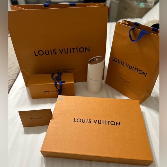 AUTHENTIC LV BOXES & GIFT BAGS